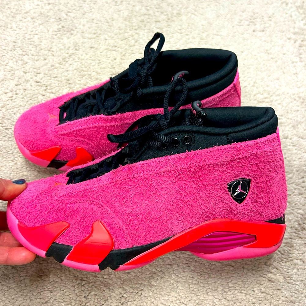 Women’s Jordan 14 shocking pink